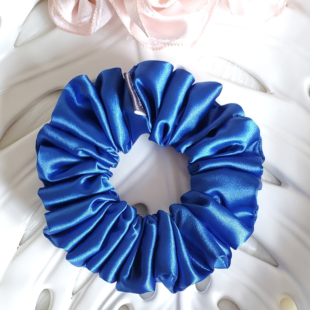 Beautiful Hair Scrunchie